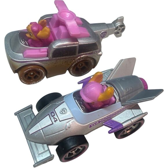 Paw Patrol Sky Lot - Rocket, Helicopter, Diecast Metal Cars, Mighty Pup Figures - Picture 10 of 16